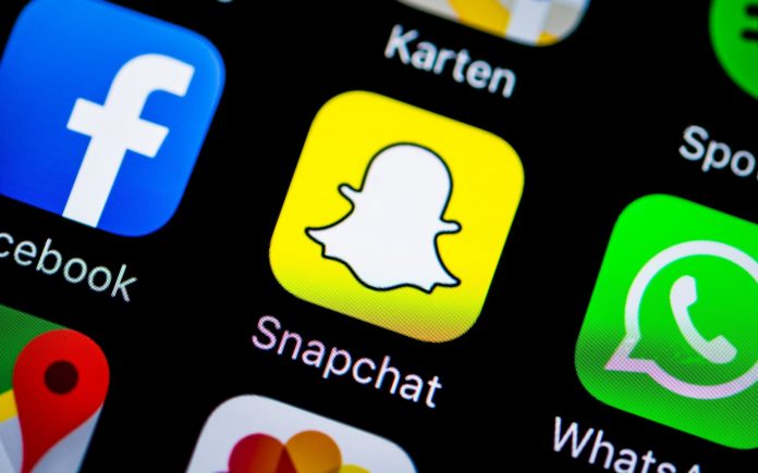 10 Best Ways to View Someone Else’s Snapchat Activities