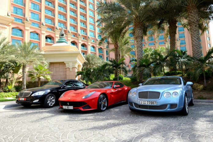 Top 5 Luxurious Cars in Dubai