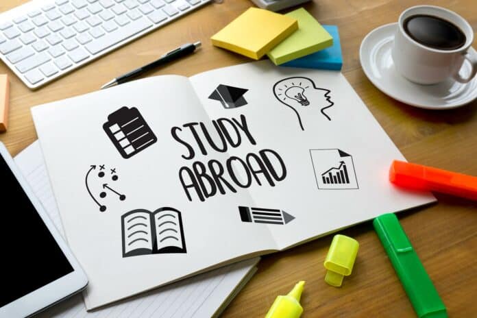 Pros of Unsecured Loan for Higher Education Abroad