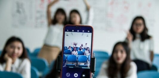 Mobile phones in classroom