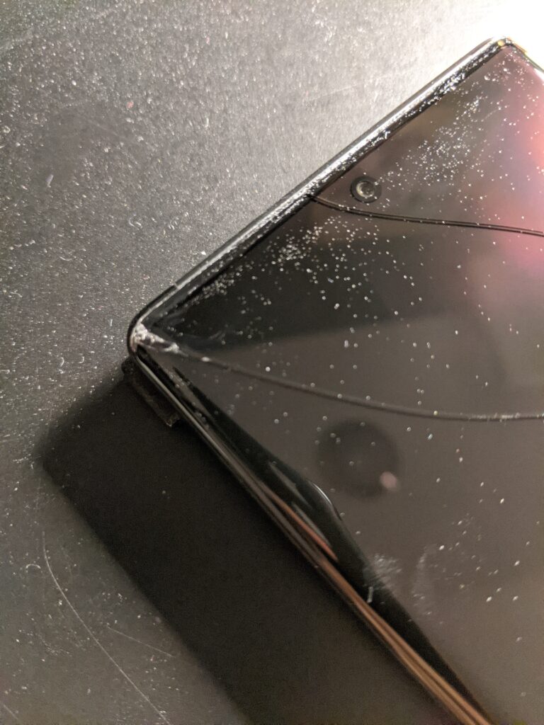 Google Pixel 6 and Pixel 6 Pro owners distressed as reports of spontaneous random screen cracks keep mounting!