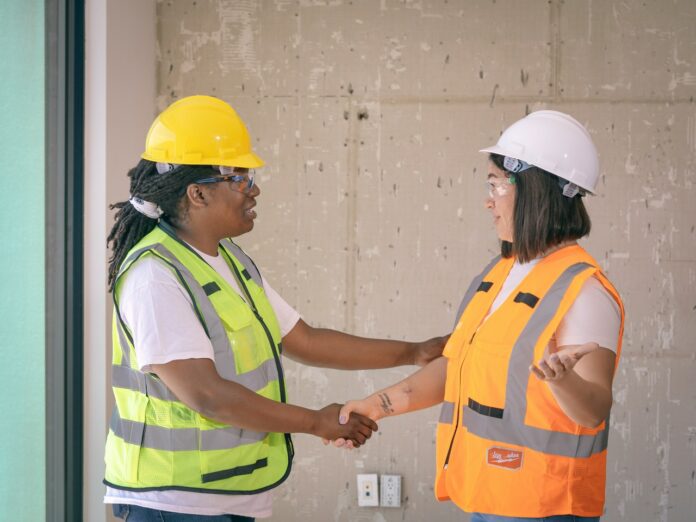 Why Contractor Resource Assistance is Beneficial?