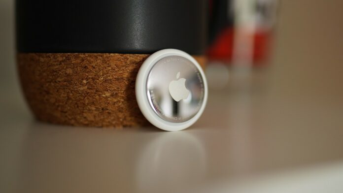 AirTags stalking complaints are on the rise, almost all from women! How to protect yourself from getting tracked?