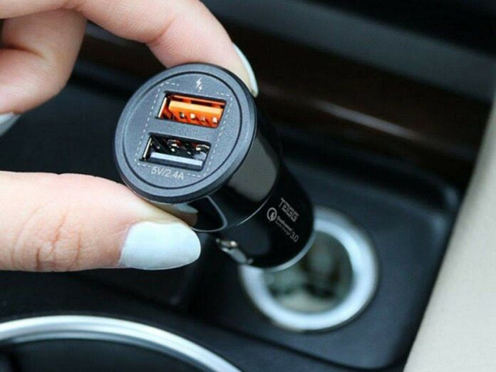 How To Choose The Right Car Charger For Your Smartphone?