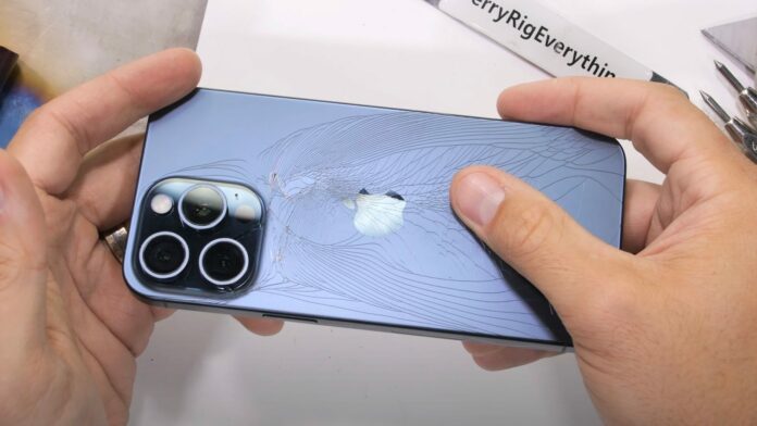 Are you also facing iPhone 15 Pro issues like Overheating, Scratches, Camera Dust, Fingerprints, and Battery Drain